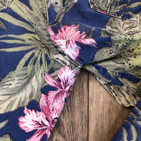 Chico’s jungle ankle pant tropical SZ 1.5 front and back pockets Green pink blue - Picture 7 of 9